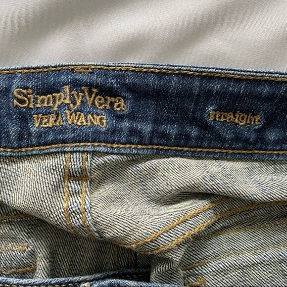 SIMPLY VERA Jeans Straight Leg Woman's Distressed SZ 14 - Picture 2 of 10